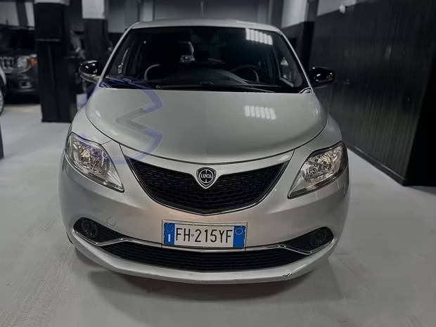 Annunci 4 Ruote LANCIA YPSILON