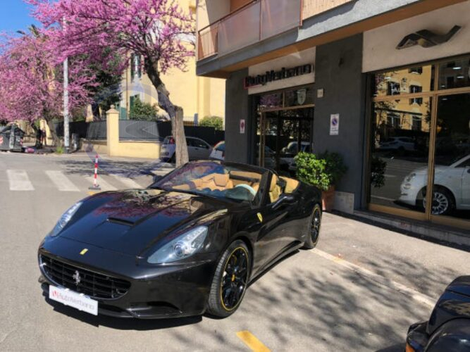 Annunci 4 Ruote FERRARI CALIFORNIA