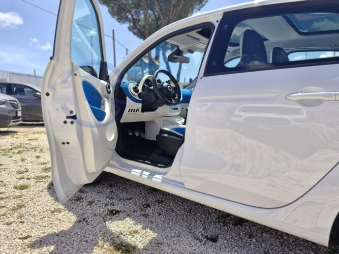 Annunci 4 Ruote SMART Forfour
