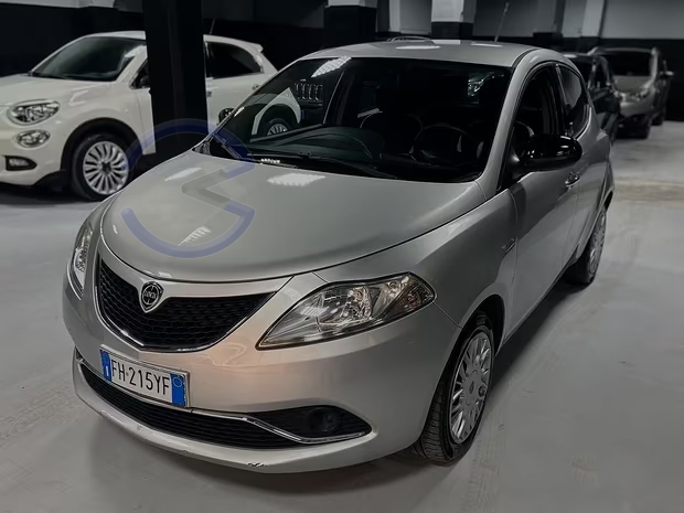Annunci 4 Ruote LANCIA YPSILON