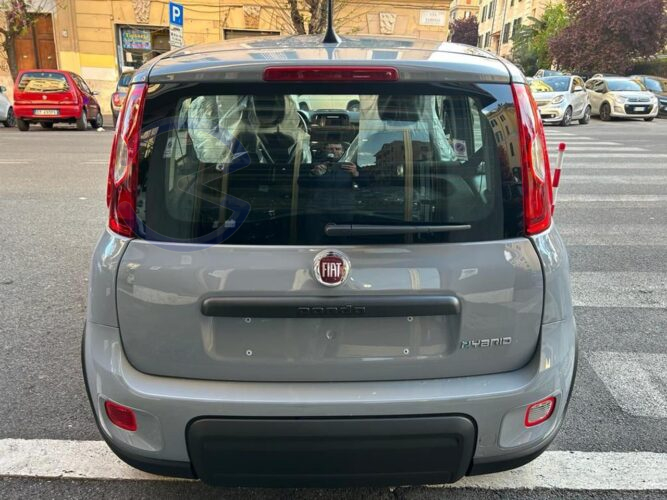 Annunci 4 Ruote FIAT PANDA HYBRID