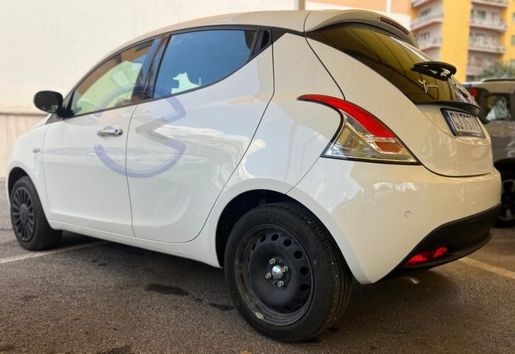 4 Ruote LANCIA YPSILON