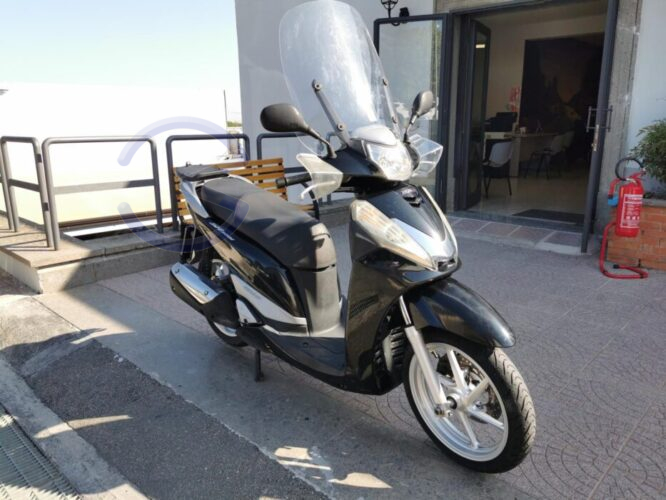Annunci 2 Ruote HONDA SH 300