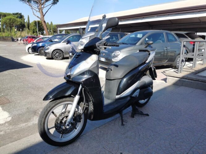 Annunci 2 Ruote HONDA SH 300
