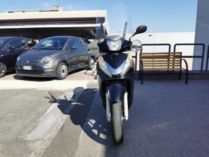 Annunci 2 Ruote HONDA SH 300
