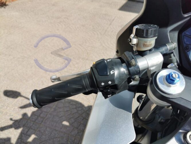 Annunci 2 Ruote SUZUKI SV 1000 S