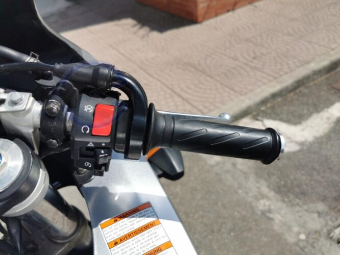 Annunci 2 Ruote SUZUKI SV 1000 S