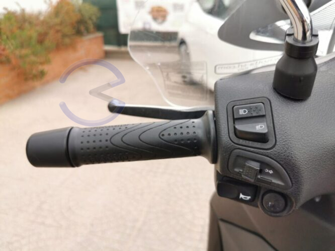 Annunci 2 Ruote PIAGGIO Beverly 300 POLICE