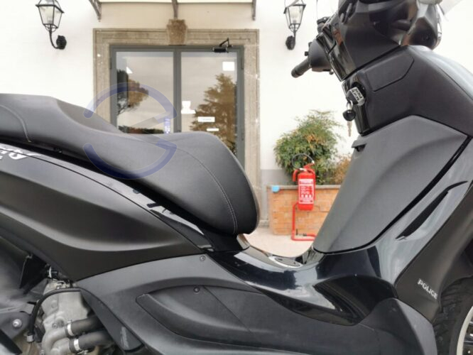 Annunci 2 Ruote PIAGGIO Beverly 300 POLICE