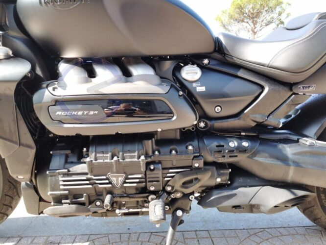 Annunci 2 Ruote TRIUMPH ROCKET 3 R BLACK