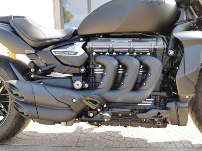 Annunci 2 Ruote TRIUMPH ROCKET 3 R BLACK