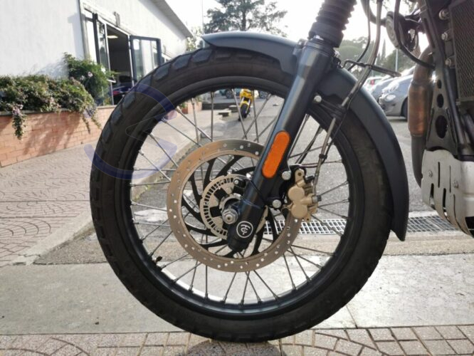 Annunci 2 Ruote ROYAL ENFIELD HIMALAYAN 410