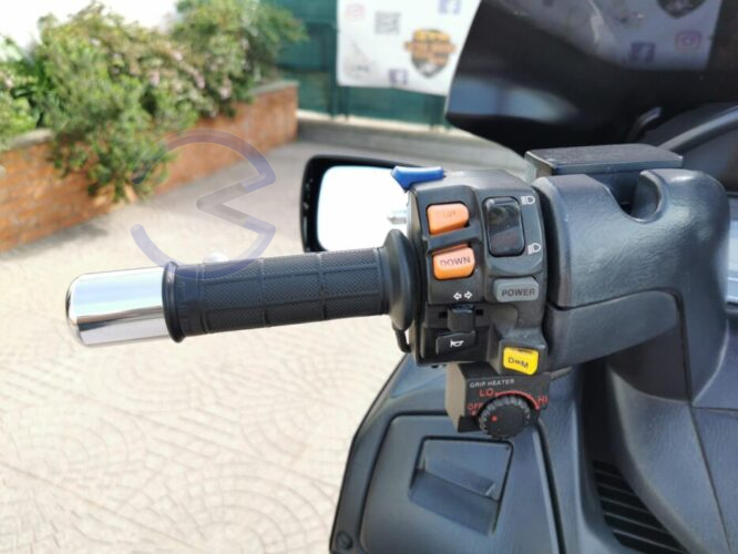 Annunci 2 Ruote SUZUKI BURGMAN 650 AN EXECUTIVE
