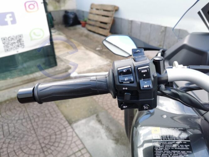 Annunci 2 Ruote YAMAHA NIKEN