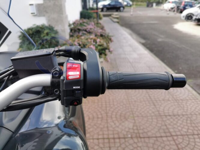 Annunci 2 Ruote YAMAHA NIKEN