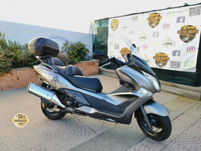 Annunci 2 Ruote HONDA SW-T 600