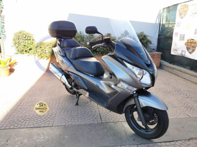 Annunci 2 Ruote HONDA SW-T 600