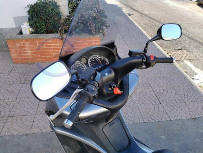 Annunci 2 Ruote HONDA SW-T 600