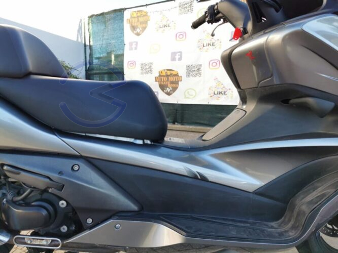 Annunci 2 Ruote HONDA SW-T 600