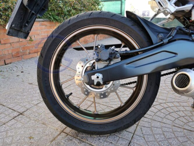 Annunci 2 Ruote HONDA CB 125 R