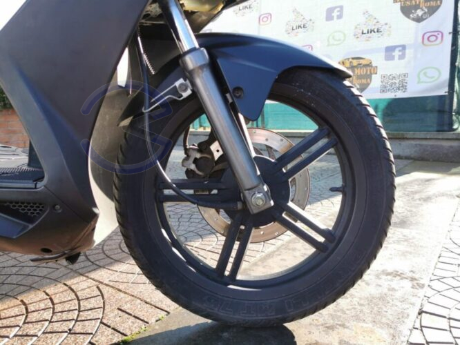 Annunci 2 Ruote KYMCO AGILITY 150i