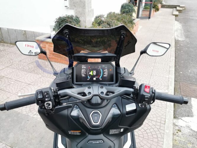 Annunci 2 Ruote YAMAHA T-MAX 560 TECH MAX
