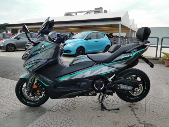 Annunci 2 Ruote YAMAHA T-MAX 560 TECH MAX