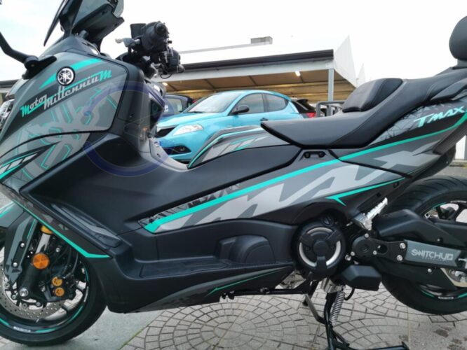 Annunci 2 Ruote YAMAHA T-MAX 560 TECH MAX