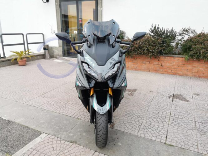 Annunci 2 Ruote YAMAHA T-MAX 560 TECH MAX