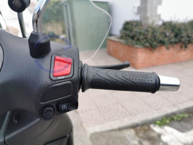 Annunci 2 Ruote PIAGGIO Beverly 300 POLICE