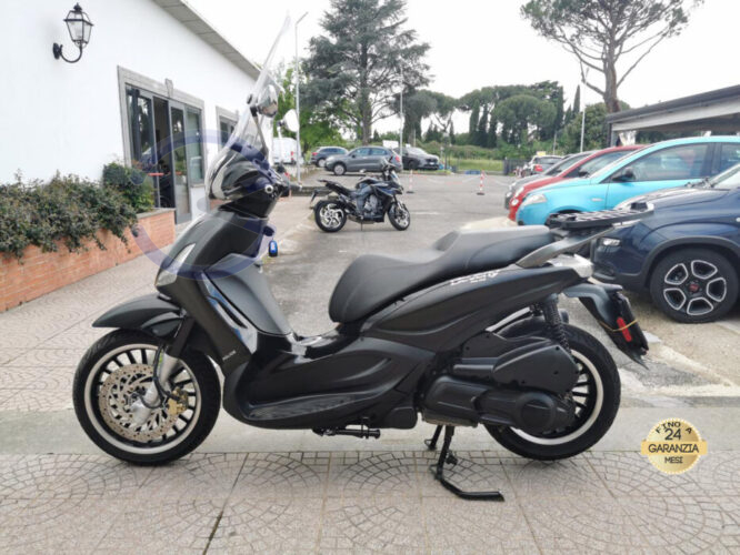 Annunci 2 Ruote PIAGGIO Beverly 300 POLICE