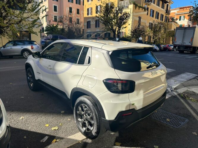 Annunci 4 Ruote JEEP JEEP AVENGER