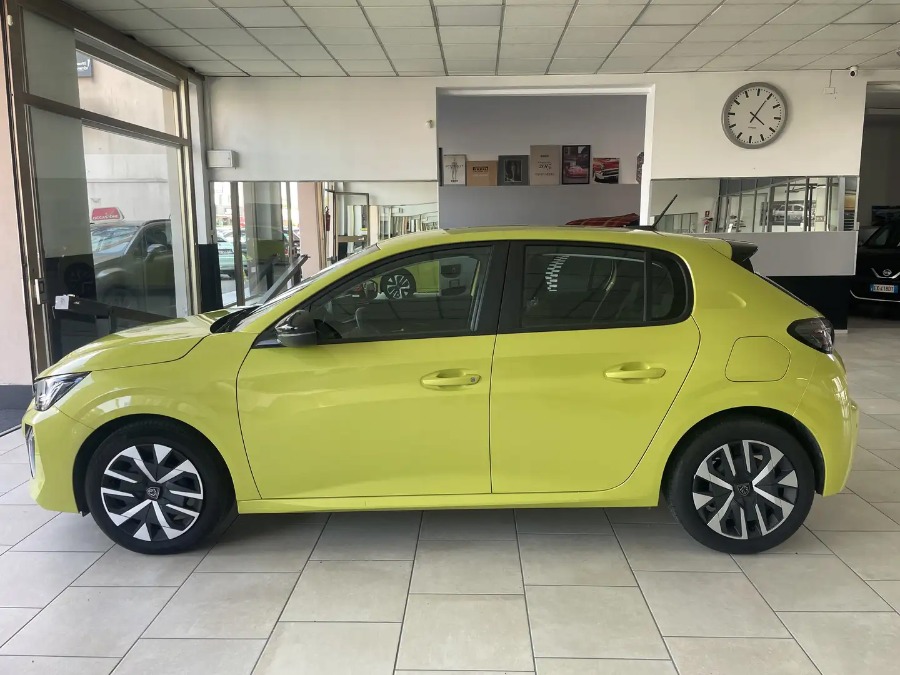 PEUGEOT 208 2024
