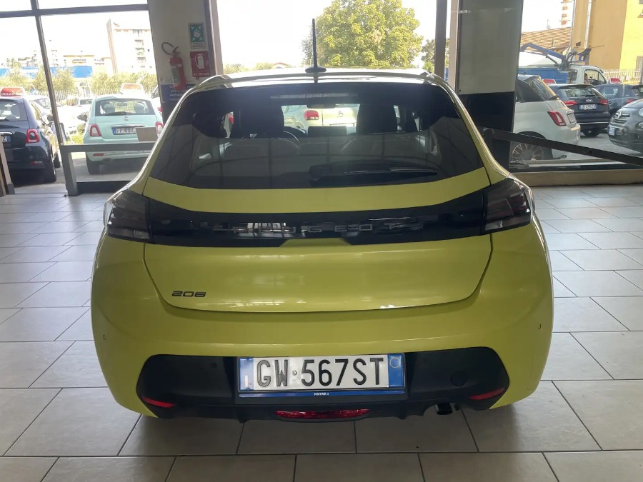 PEUGEOT 208 2024