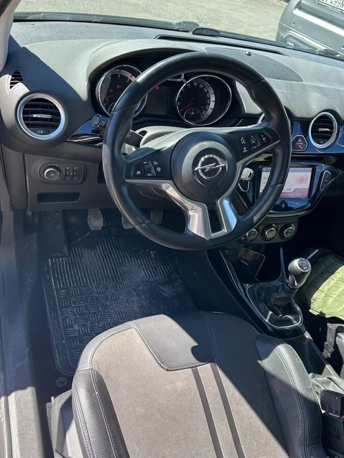 Opel Adam 2015