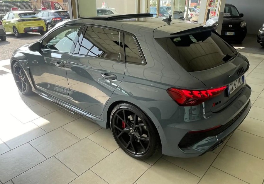 AUDI RS 3 2023