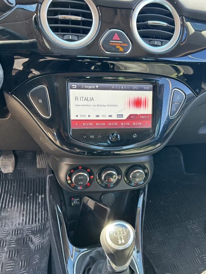 Opel Adam 2015