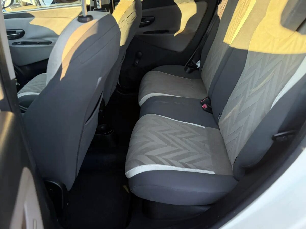 LANCIA Ypsilon 2016