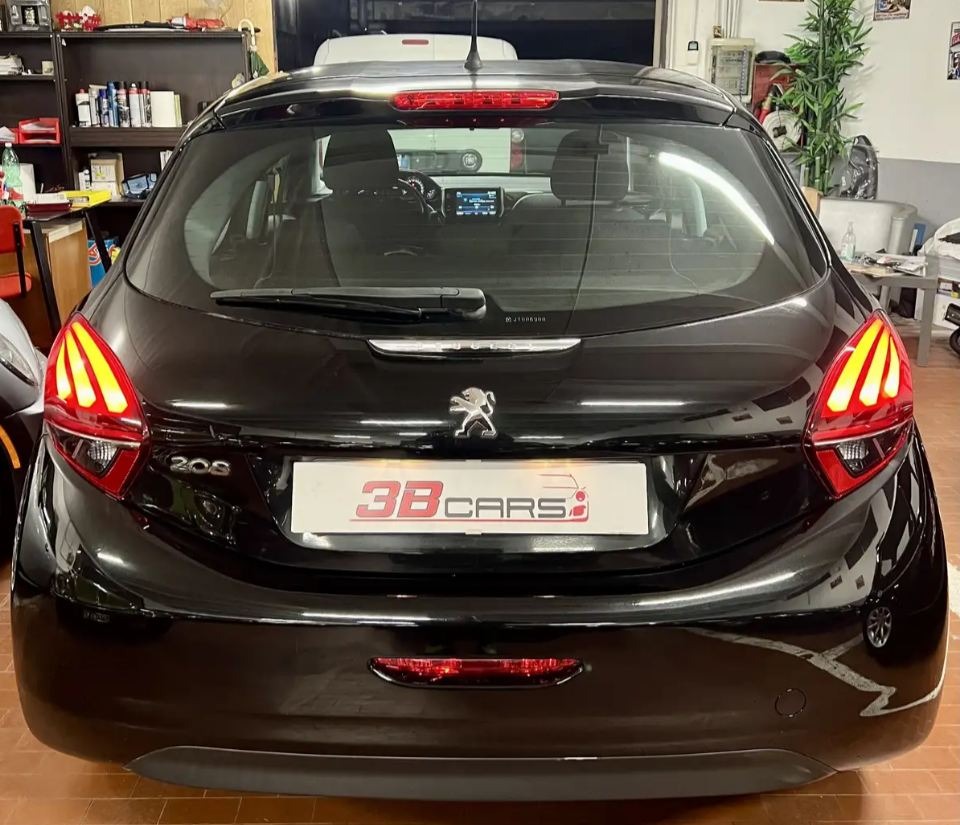 Peugeot 208 2018