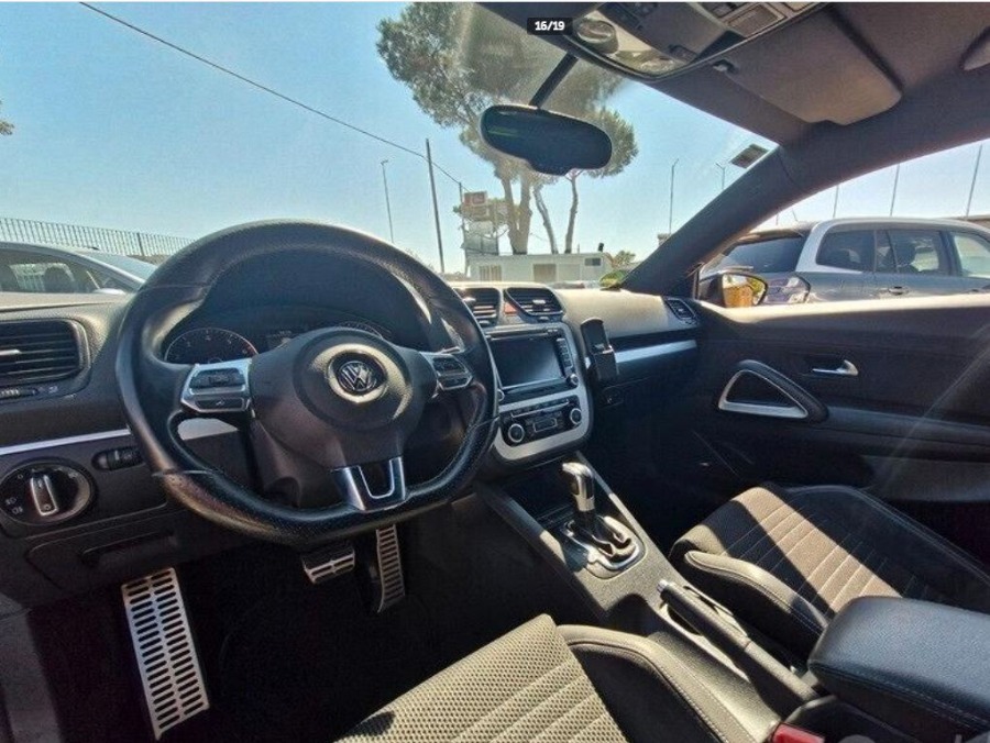 Volkswagen Scirocco 2011