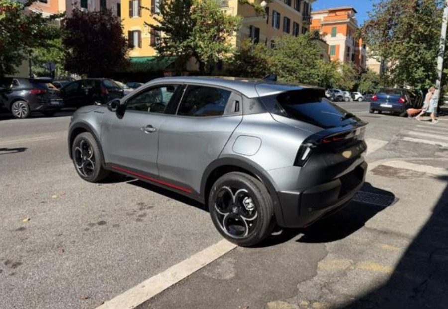 Alfa Romeo JUNIOR SPECIALE 2026