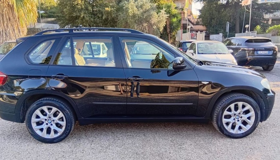 BMW X5 2011